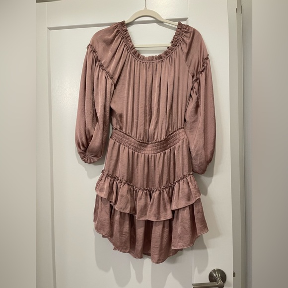 Misa off the shoulder Romi Dress in Mauve size M - Picture 3 of 5